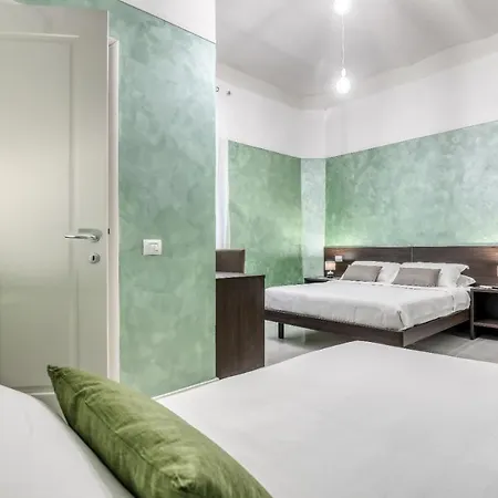 Asso Stazione 3* テルニ