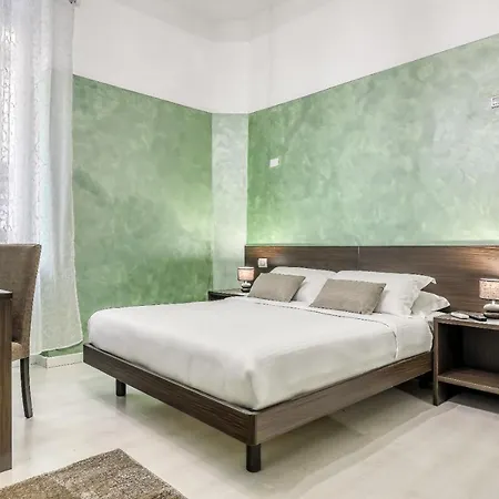 アパートホテル Asso Stazione テルニ