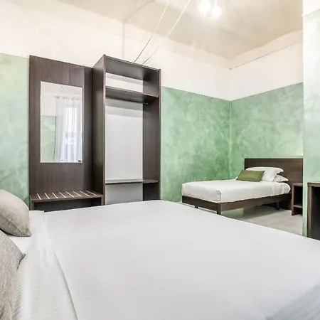 Asso Stazione Lejlighedshotel