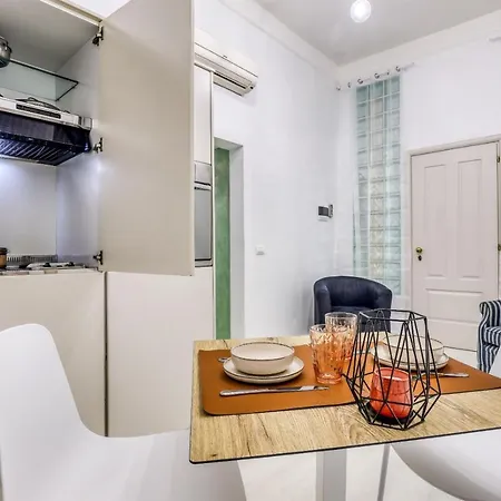 アパートホテル Asso Stazione